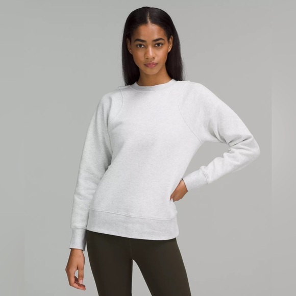 lululemon athletica Tops - Lululemon Voyage Pullover Gray Crewneck Sweatshirt medium 6/8